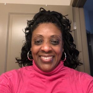 Meet your Posher, Felicia